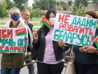«Выдержим любой натиск». Жители региона − о санкциях Евросоюза против Беларуси и о том, почему выступают с просьбами остановить подавление экономики страны