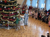 300 детей медицинских работников Гродненщины приняли участие в новогоднем утреннике областной организации профсоюза здравоохранения