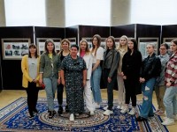 Молодые специалисты 3-й поликлиники Гродно посетили выставку «Память в сердце стучит…», посвященную истории геноцида белорусского народа