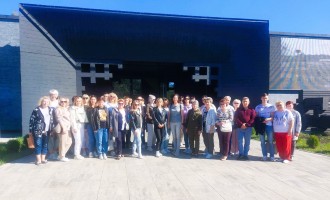 Коллектив Слонимской ЦРБ посетил мемориальный комплекс «Хатынь»