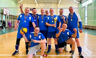Сборная Новогрудской ЦРБ по волейболу завоевала кубок среди команд организаций здравоохранения Гродненской области